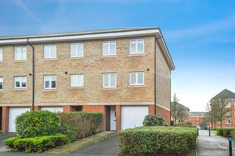 Padstow Road - Churchward, Swindon, SN2