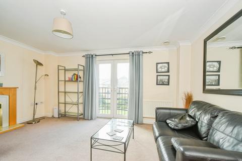 3 bedroom end of terrace house for sale, Padstow Road - Churchward, Swindon, SN2