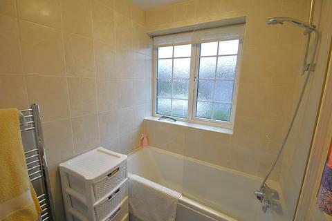 3 bedroom terraced house for sale, Nettle Croft, Doncaster DN11
