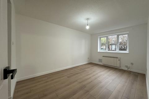 undefined, Flat 5, 108 New Lane