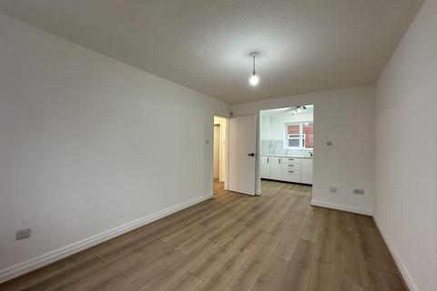 undefined, Flat 5, 108 New Lane
