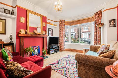 5 bedroom end of terrace house for sale, Heath Road,  West Harrow Village