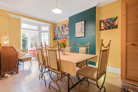 5 bedroom end of terrace house for sale, Heath Road,  West Harrow Village