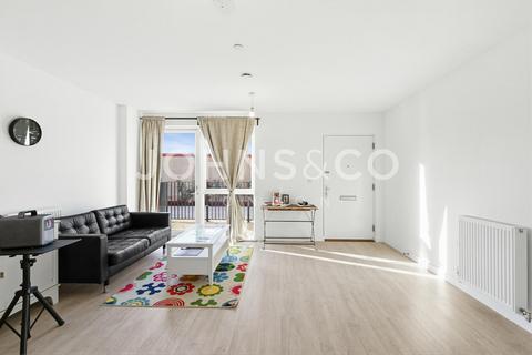 2 bedroom apartment to rent, Hayes Village, Hayes, London, UB3