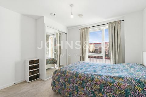 2 bedroom apartment to rent, Hayes Village, Hayes, London, UB3