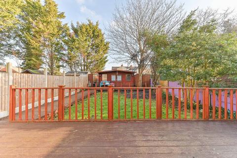 undefined, Sunningdale Road, Sutton, SM1