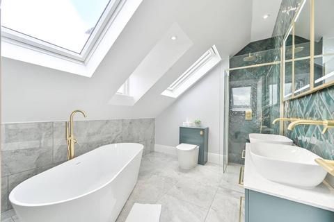 3 bedroom flat to rent, Hammersmith Grove, Hammersmith, London, W6