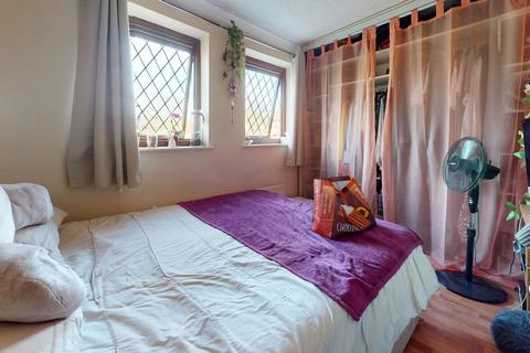 2 bedroom terraced house for sale, Farrier Close, Maidstone ME14