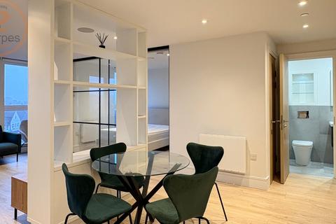 2 bedroom apartment to rent, , Coombe Hill House, Beverley Way, London