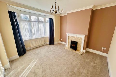 3 bedroom semi-detached house to rent, Chatham Road, Maidstone, ME14