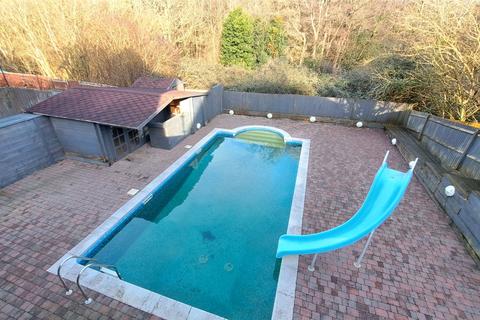 undefined, Kensington Close, East Sussex TN38