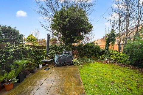 undefined, Mornington Road, London, E11
