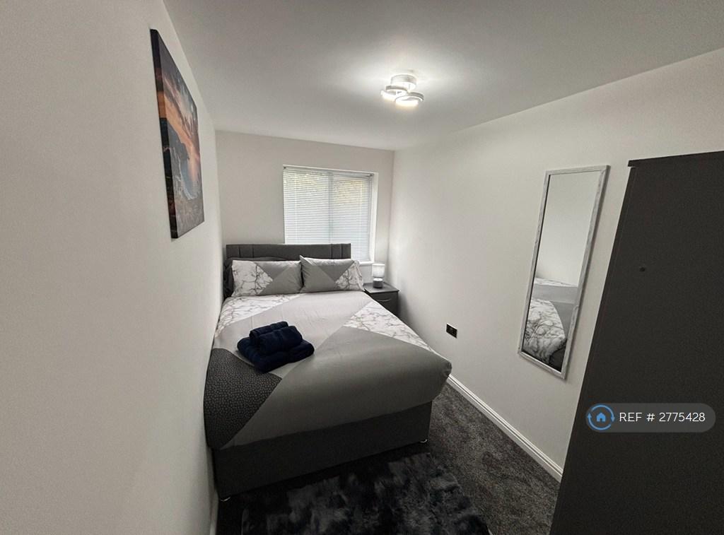 2nd Bedroom