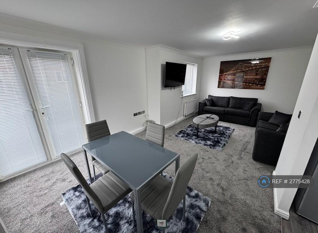 Living/Dining Room