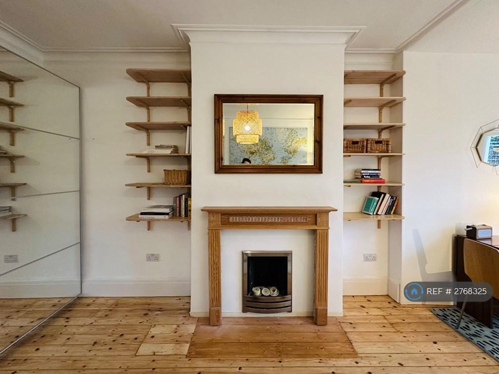 Spacious Reception Room With Original Pine Floors