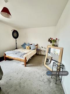 4 bedroom flat to rent, Fishponds Road, Fishponds, Bristol, BS16