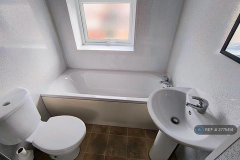 3 bedroom terraced house to rent, Hartington Street, Loftus, Saltburn-By-The-Sea, TS13