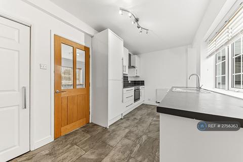 3 bedroom terraced house to rent, Caxton Street, Wetherby, LS22
