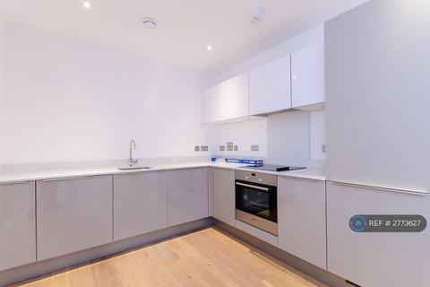 1 bedroom flat to rent, Holloway Road, London, N7