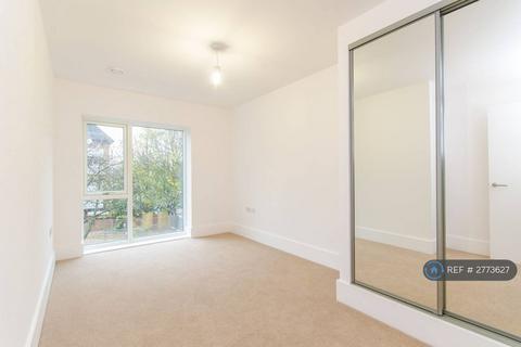 1 bedroom flat to rent, Holloway Road, London, N7