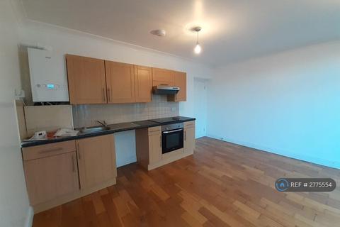 2 bedroom flat to rent, Surrey Road, Cliftonville, Margate, CT9