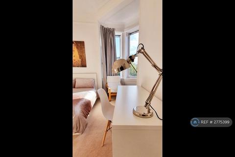 undefined, Duff Street, Edinburgh, EH11