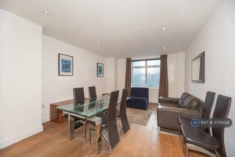 2 bedroom flat to rent, Bondway, London, SW8