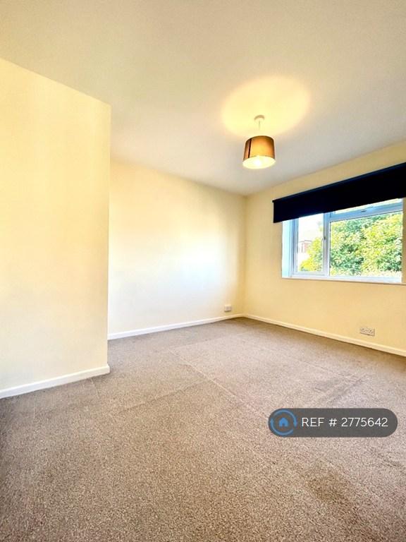 Second Bedroom Facing The Garden