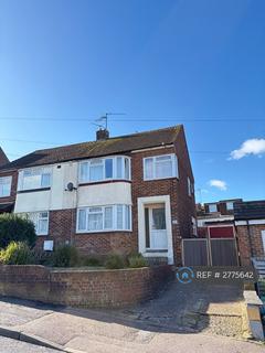 4 bedroom semi-detached house to rent, Sholden Road, Rochester, ME2