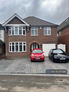 3 bedroom detached house to rent, Quaves Road, Slough, SL3