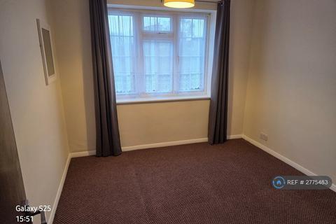 2 bedroom flat to rent, Lantern Close, Wembley, HA0