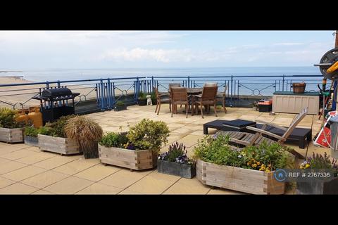 2 bedroom flat to rent, Royal Seabathing, Margate, CT9