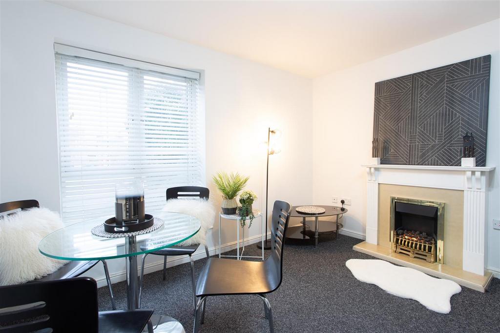 Lounge Dining Room