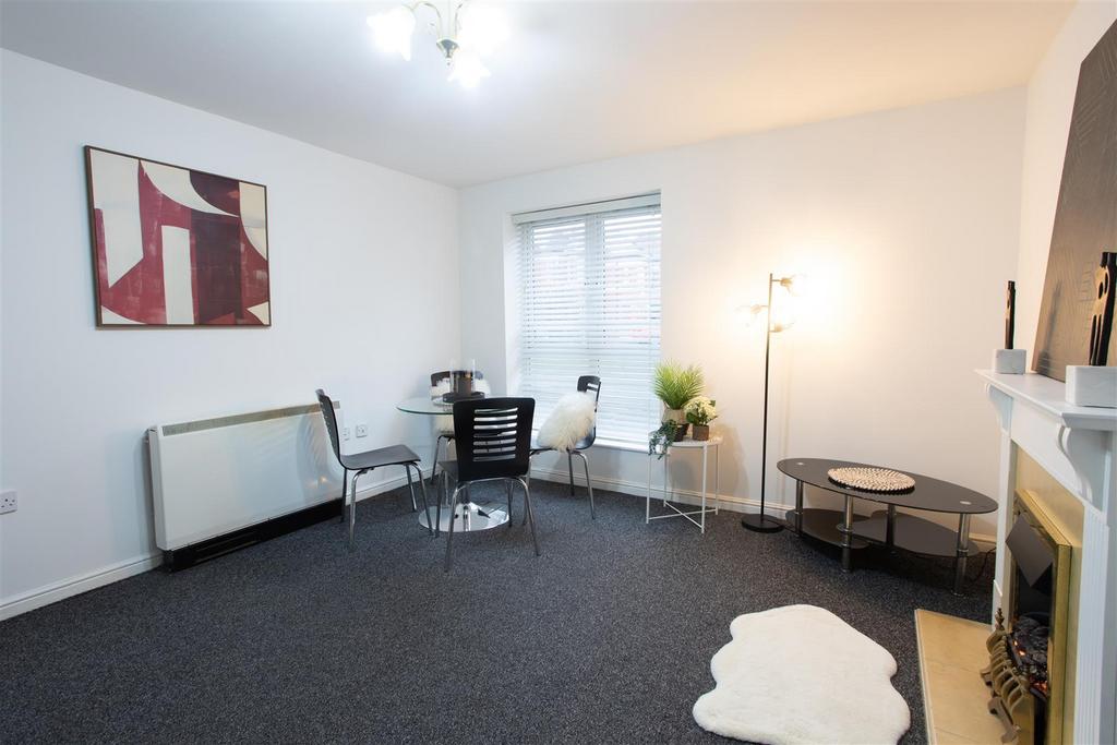 Lounge Dining Room