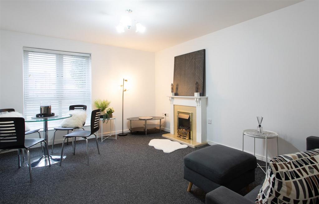 Lounge Dining Room
