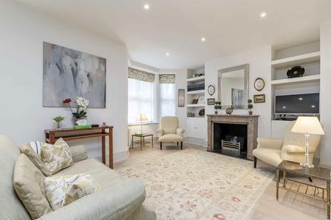 3 bedroom flat to rent, Culford Gardens, London SW3