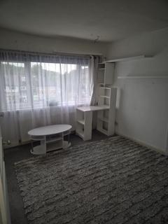 undefined, Drew Gardens, Greenford UB6