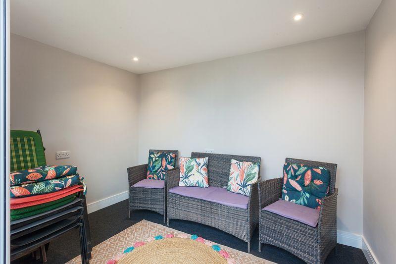 Garden room