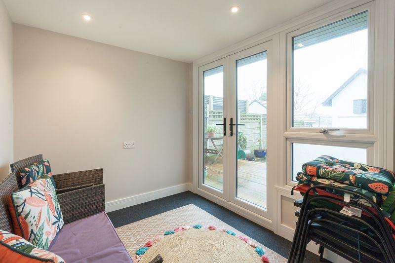 Garden room