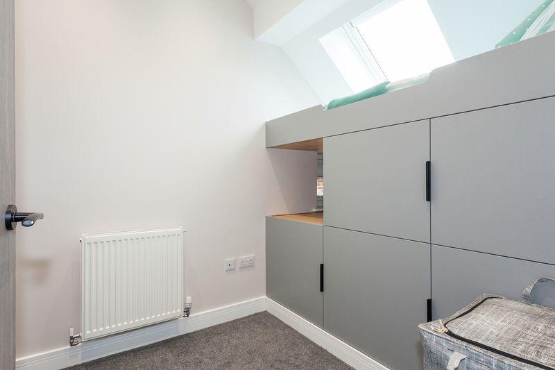 Bedroom 4 side