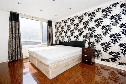 2 bedroom flat for sale, THE WATER GARDENS, London, W2