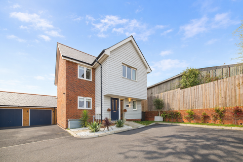 undefined, Brocks Mead, Great Easton CM6