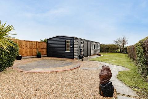 4 bedroom semi-detached house for sale, Mill Lane, Northbourne