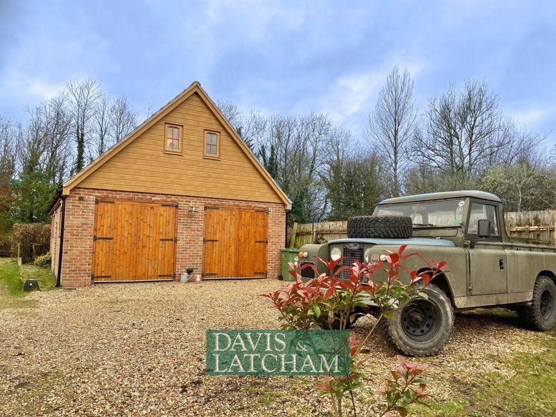 The Garage/Workshop