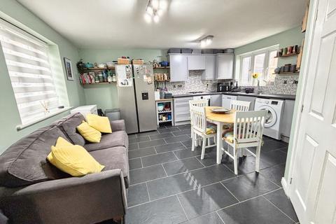 3 bedroom semi-detached house for sale, 34 Church Bell Sound Bridgend CF31 4QH