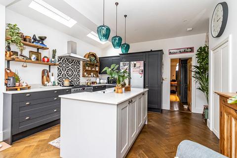 3 bedroom terraced house for sale, Clegg Road, Southsea
