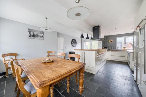 undefined, Phoenix Drive, Wateringbury