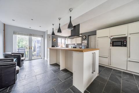 undefined, Phoenix Drive, Wateringbury