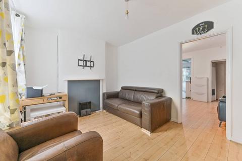2 bedroom terraced house to rent, Johns Terrace, Croydon, CR0