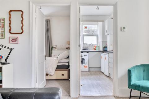 1 bedroom apartment to rent, Apsley Road, Bristol BS8